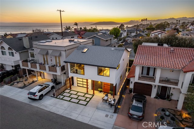 Detail Gallery Image 2 of 74 For 320 Capistrano Ave, Pismo Beach,  CA 93449 - 3 Beds | 2 Baths