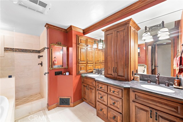Detail Gallery Image 39 of 70 For 400 Cottage Grove Rd, Lake Arrowhead,  CA 92352 - 4 Beds | 4 Baths