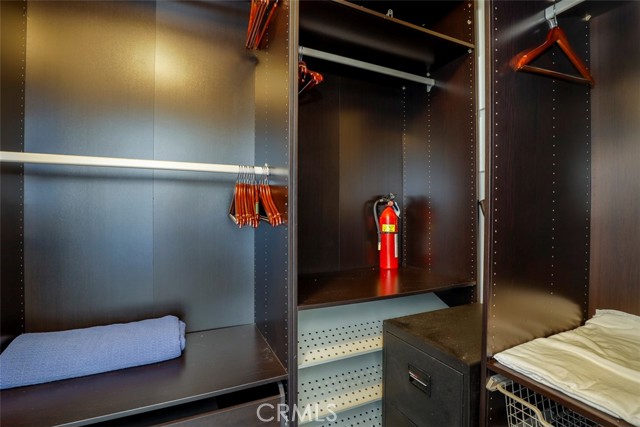 Detail Gallery Image 18 of 44 For 460 S Spring St #1005,  Los Angeles,  CA 90013 - 2 Beds | 2 Baths