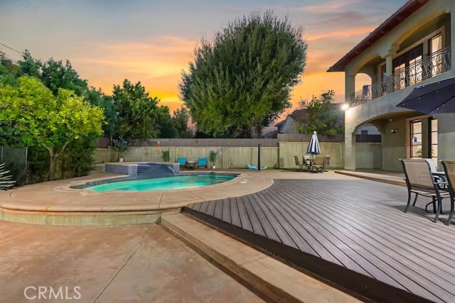 16806 Addison Street photo 23