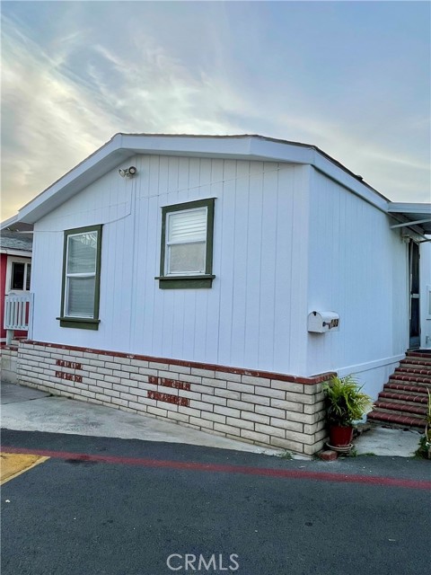 Front Image Thumbnail for CRPW25266866