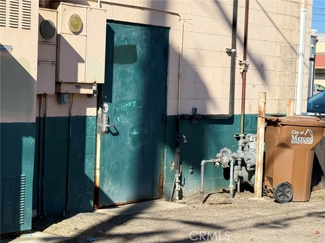 1327 W 18th Street, Merced, California 95340, ,Business Opportunity,For Sale,1327 W 18th Street,CRMC25154176