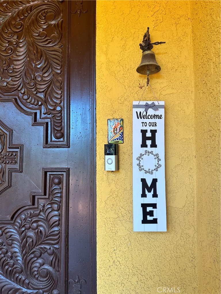 MLS #OC25176805 img 2