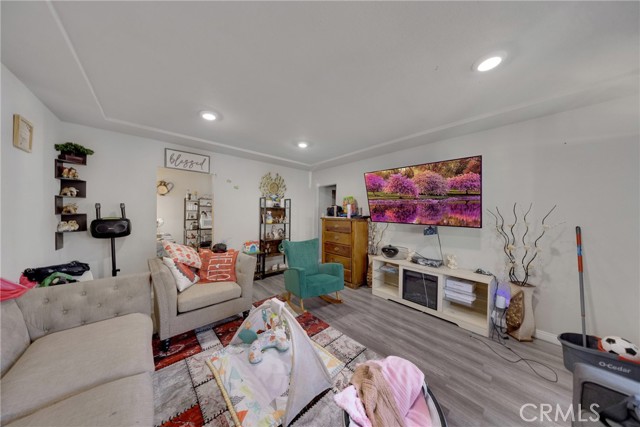 Detail Gallery Image 20 of 32 For 3218 Euclid, Lynwood,  CA 90262 - – Beds | – Baths