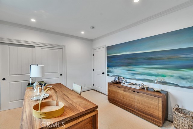 613 Larkspur Avenue, Corona del Mar CA: https://media.crmls.org/medias/3a2a4c97-4c35-4cf6-bf7a-58181a0c585b.jpg