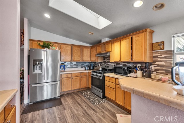 Detail Gallery Image 4 of 41 For 3825 Crestmore Rd #459,  Jurupa Valley,  CA 92509 - 3 Beds | 2 Baths