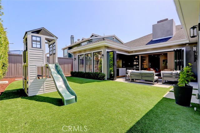 2812 Timothy Avenue, Redondo Beach, California 90278, 5 Bedrooms Bedrooms, ,4 BathroomsBathrooms,Residential,Sold,Timothy,SB23078863