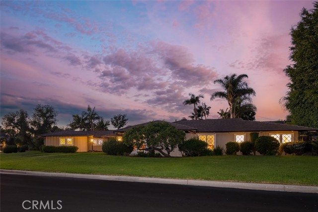 Image 48 of 53 For 1430 La Perla Avenue