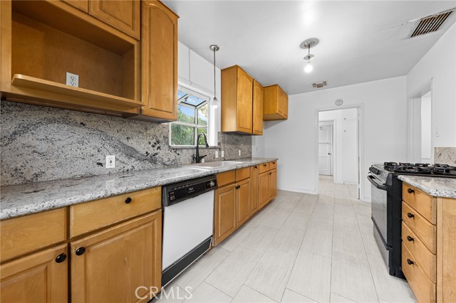 Detail Gallery Image 16 of 35 For 1470 Del Mar, San Marino,  CA 91108 - 3 Beds | 2 Baths