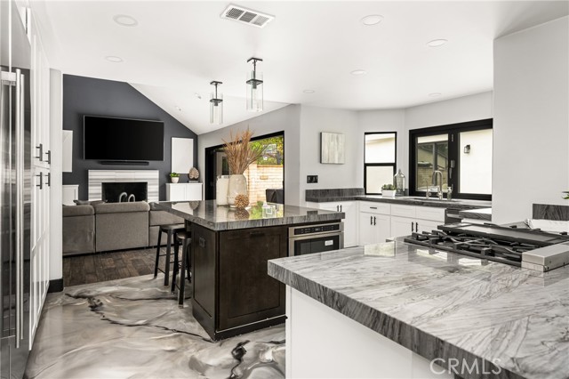 21290 Clear Haven Drive, Yorba Linda CA: https://media.crmls.org/medias/3a2d8932-6793-4001-a935-2686021d810a.jpg