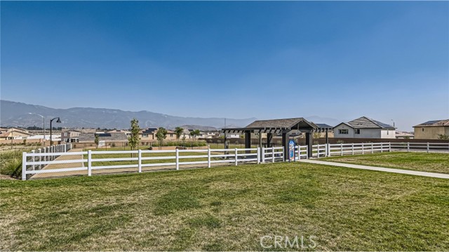 Detail Gallery Image 21 of 22 For 2481 Powell Dr, Rialto,  CA 92377 - 3 Beds | 2/1 Baths