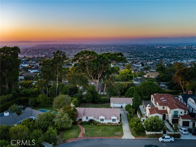 Private, yet close to the best of the South Bay