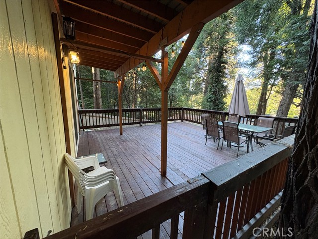 Detail Gallery Image 13 of 57 For 743 Woodland Rd, Crestline,  CA 92325 - 3 Beds | 2/1 Baths