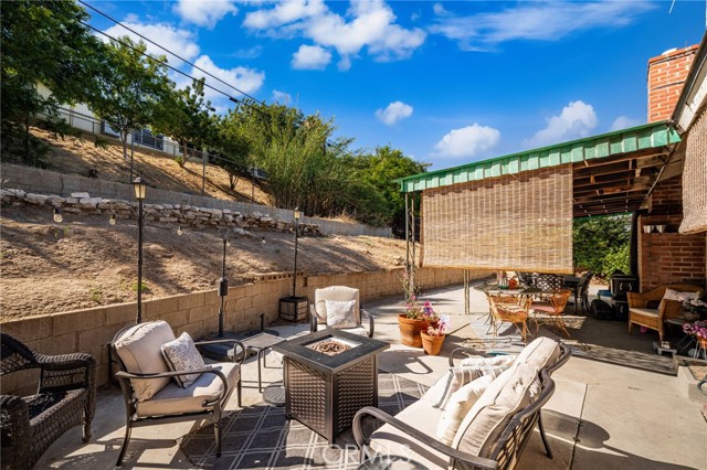 4600 Edelle Place, Los Angeles CA: https://media.crmls.org/medias/3a306cc8-3cdf-4dda-a1c7-5dd6a42891c7.jpg