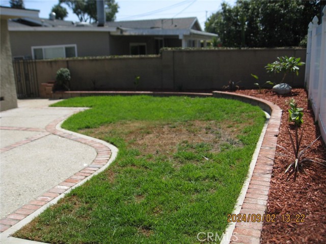 Detail Gallery Image 2 of 11 For 14743 La Capelle Rd, La Mirada,  CA 90638 - 3 Beds | 2 Baths