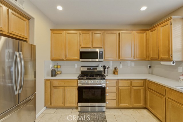 Detail Gallery Image 10 of 43 For 4460 Owens St #105,  Corona,  CA 92883 - 2 Beds | 2/1 Baths