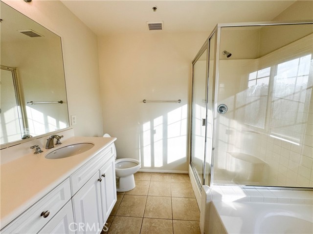 Detail Gallery Image 11 of 24 For 1286 Riverrock Rd, Harbor City,  CA 90710 - 4 Beds | 3/1 Baths