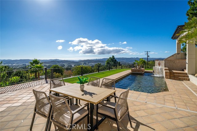 Detail Gallery Image 13 of 49 For 1854 Sydney St, San Luis Obispo,  CA 93401 - 5 Beds | 6/2 Baths