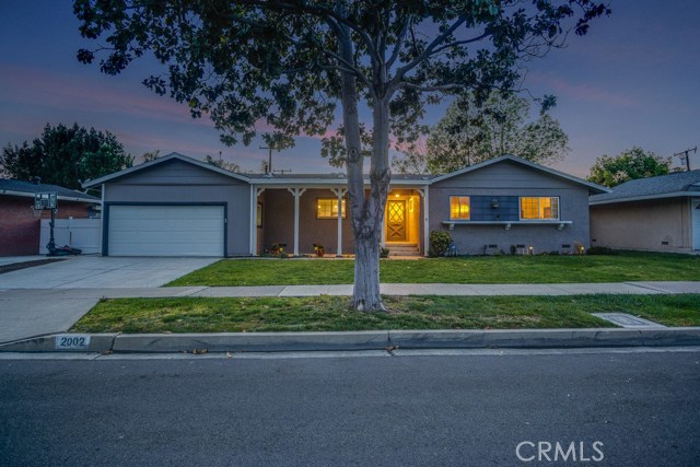 2002 N Agate St, Orange, CA 92867