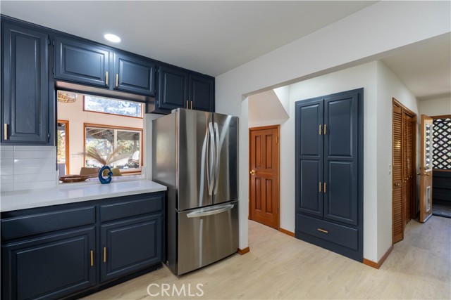 Detail Gallery Image 13 of 43 For 6301 Cedar Ave, Angelus Oaks,  CA 92305 - 2 Beds | 2 Baths