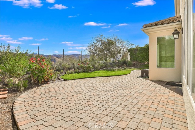 Detail Gallery Image 16 of 45 For 3966 Leighton Point Rd, Calabasas,  CA 91301 - 5 Beds | 4/1 Baths