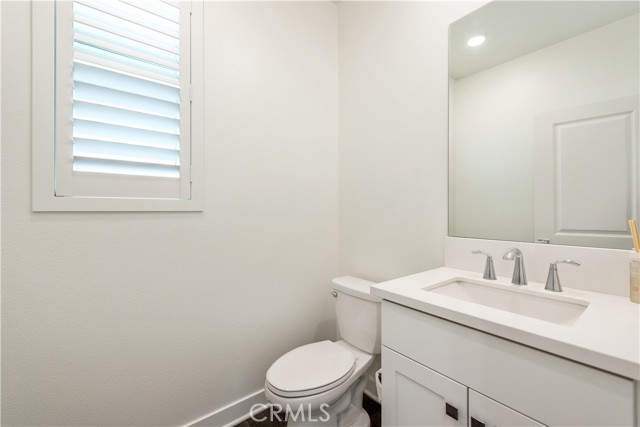 Detail Gallery Image 10 of 42 For 371 Bellver, Lake Forest,  CA 92630 - 3 Beds | 3/1 Baths