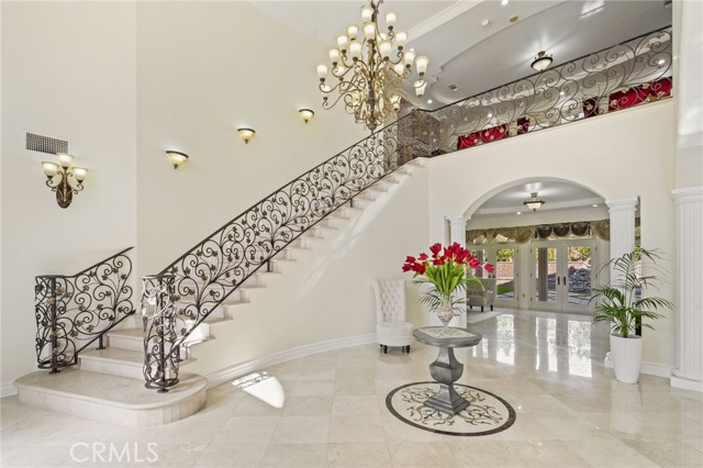 5108 Otis Avenue, Tarzana CA: https://media.crmls.org/medias/3a37c010-7586-40ae-8b5f-86eb3ef8fe67.jpg