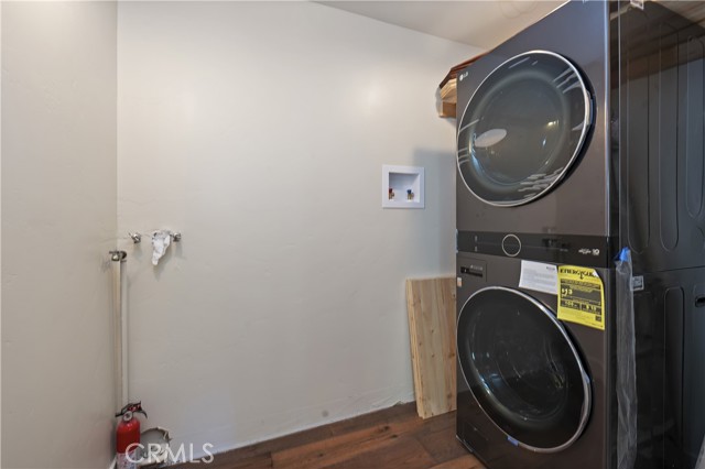 1212 S Minton Avenue, Big Bear City CA: https://media.crmls.org/medias/3a37c1a1-3eb4-41f9-b8ee-9d82a6eca9b9.jpg