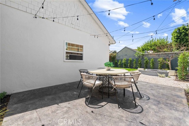 3170 Corinth Avenue, Los Angeles CA: https://media.crmls.org/medias/3a37d2b2-e20c-4709-81c6-224c44c6221f.jpg