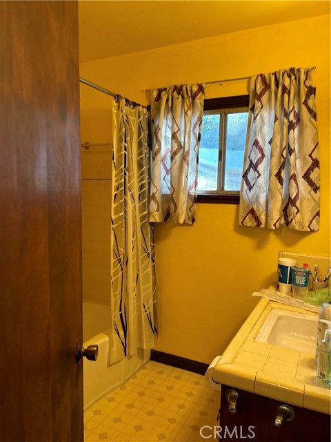 4644 La Canada Road, Fallbrook CA: https://media.crmls.org/medias/3a37fa64-dbaa-4c7e-bf72-a5b9fefccf6a.jpg