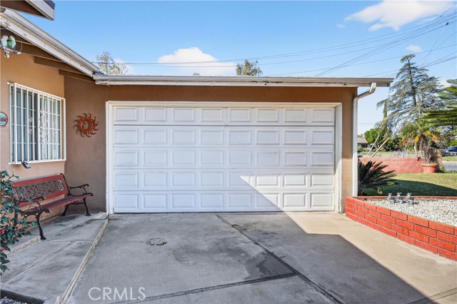 15937 Manzanita, Fontana CA: https://media.crmls.org/medias/3a381c29-a648-4787-8d4d-6e6d9b211c2c.jpg