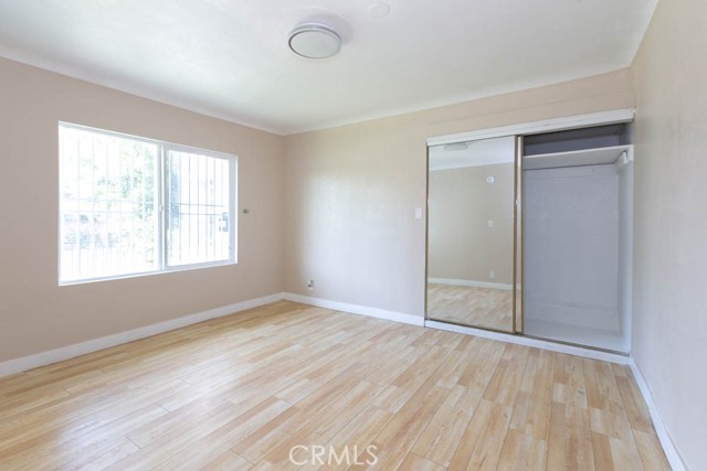 Detail Gallery Image 6 of 7 For 1055 W 84th, Los Angeles,  CA 90044 - 2 Beds | 1 Baths