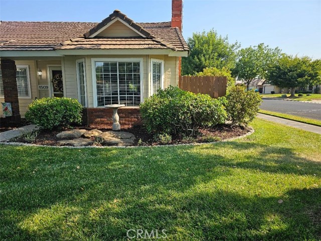 Detail Gallery Image 3 of 57 For 1509 Princeton Ave, Madera,  CA 93637 - 3 Beds | 1/1 Baths