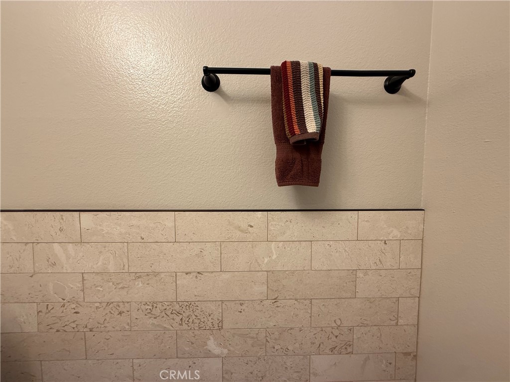 https://media.crmls.org/medias/3a3aeb67-0f98-4a72-a17b-bce56cad5130.jpg?preset=X-Large