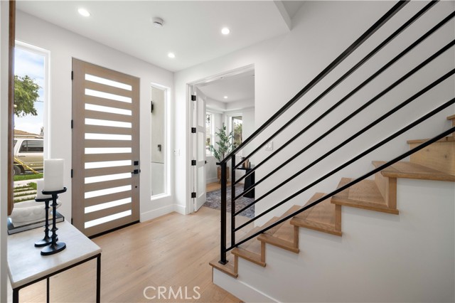 Detail Gallery Image 14 of 43 For 2018 Grant Ave a,  Redondo Beach,  CA 90278 - 4 Beds | 5 Baths