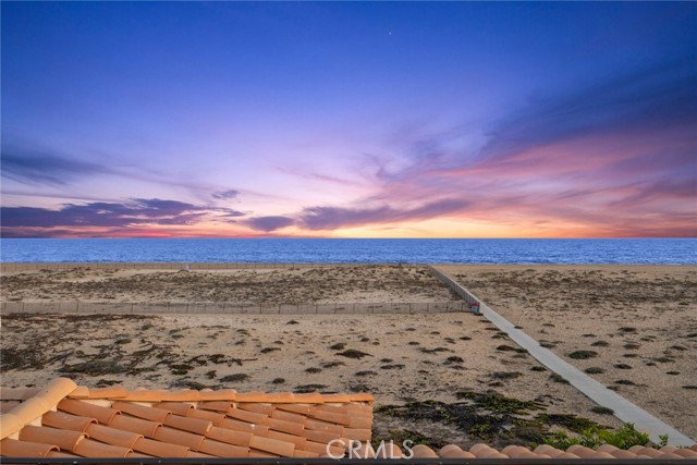 1201 E Balboa Boulevard, Newport Beach CA: https://media.crmls.org/medias/3a3b8b80-fa25-4f43-ba0d-b06afd0a3a81.jpg