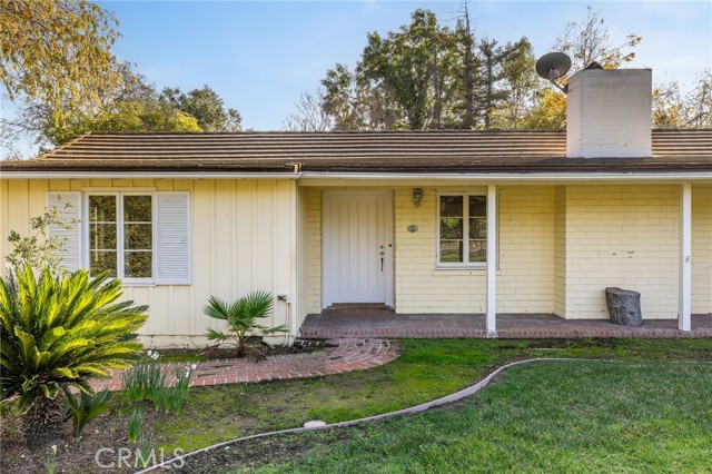 Detail Gallery Image 5 of 51 For 2976 Lombardy Rd, Pasadena,  CA 91107 - 3 Beds | 2 Baths
