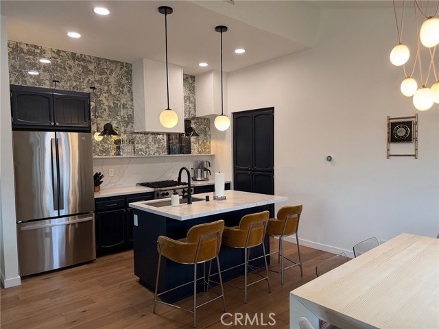 Detail Gallery Image 11 of 38 For 1401 12th #B,  Manhattan Beach,  CA 90266 - 3 Beds | 2 Baths