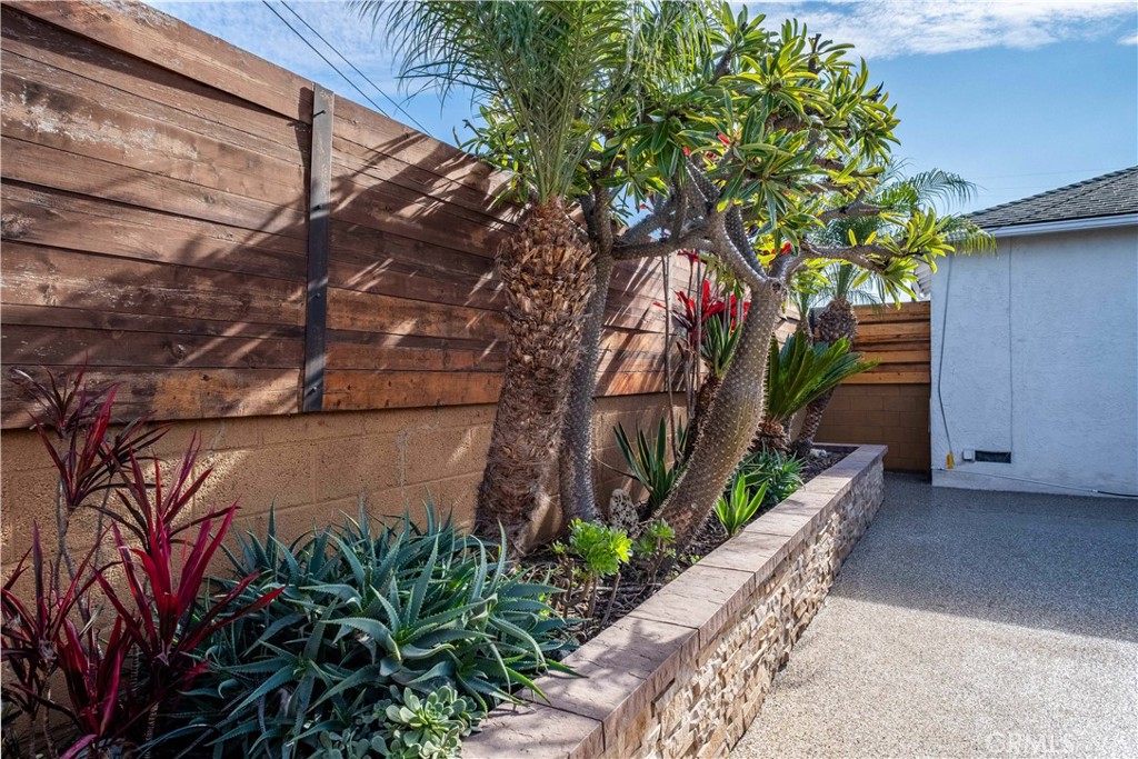 MLS #SB25262824 image #9