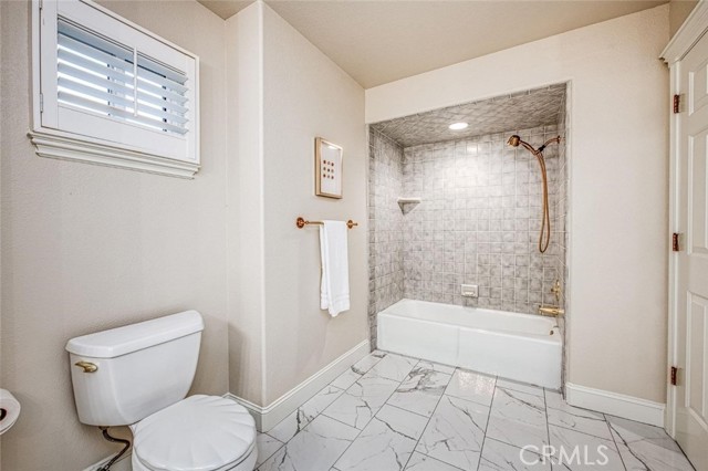 Detail Gallery Image 46 of 50 For 529 E Chesapeake Cir, Fresno,  CA 93730 - 4 Beds | 3/1 Baths