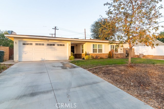 2975 Laramie Rd, Riverside, CA 92506