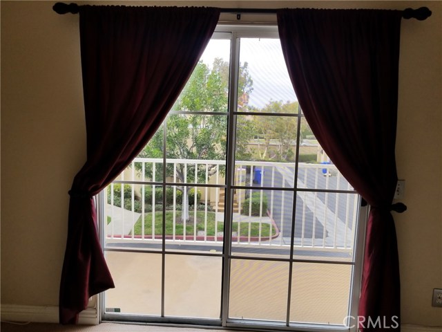 Detail Gallery Image 16 of 31 For 2352 Paseo Circulo, Tustin,  CA 92782 - 2 Beds | 2 Baths