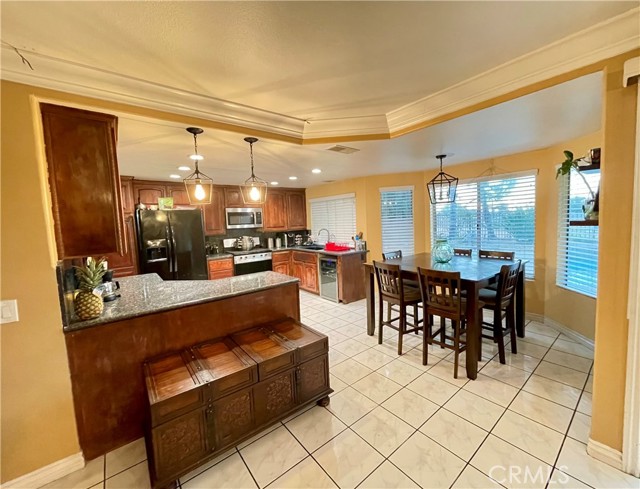 Detail Gallery Image 4 of 19 For 24099 Pleasant Run, Moreno Valley,  CA 92557 - 4 Beds | 3 Baths