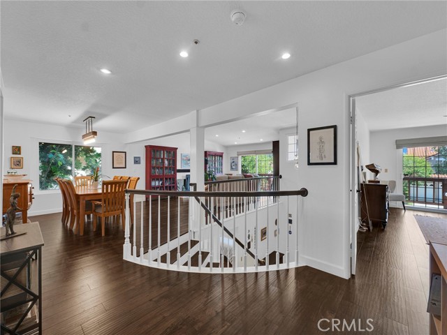 Detail Gallery Image 5 of 43 For 24527 Indian Hill Ln, West Hills,  CA 91307 - 5 Beds | 3 Baths