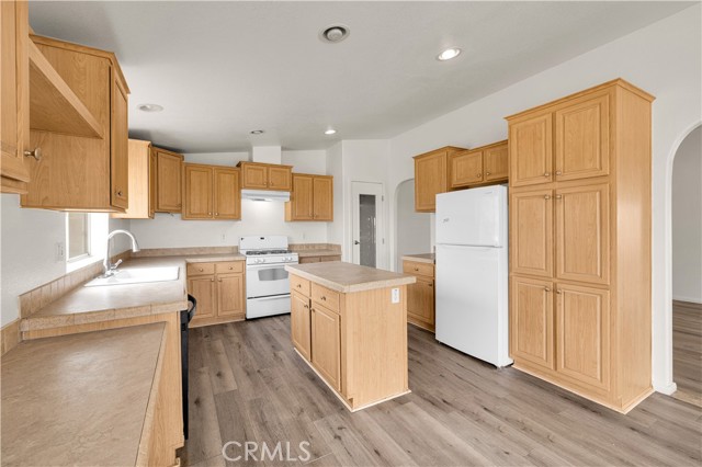 Detail Gallery Image 13 of 50 For 492 Surrey Ave, Landers,  CA 92284 - 3 Beds | 2 Baths