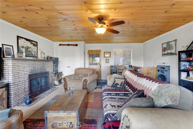 Detail Gallery Image 18 of 68 For 993 Mercury Way, Crestline,  CA 92325 - 2 Beds | 2 Baths