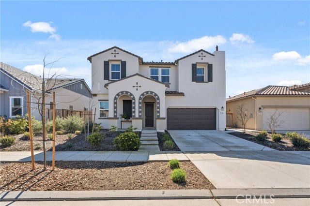 Detail Gallery Image 5 of 59 For 588 Overstone Ave, Madera,  CA 93636 - 5 Beds | 2/1 Baths