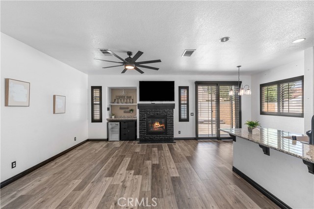3429 Gemstone Avenue, Rosamond CA: https://media.crmls.org/medias/3a40be50-f2ca-4636-932d-8d8f761964e6.jpg