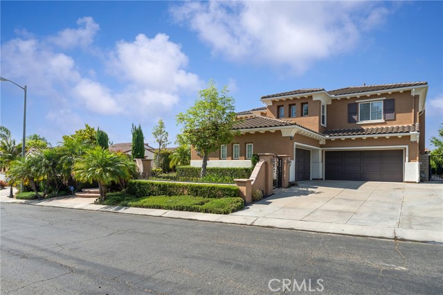 2528 N San Miguel Drive, Orange CA: https://media.crmls.org/medias/3a40fde8-22db-4420-ab2f-56b304e6b334.jpg