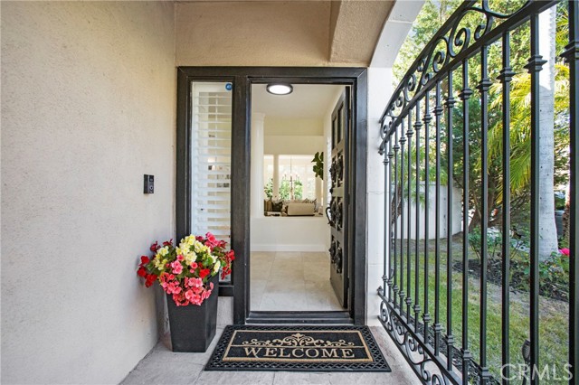 25 Santa Maria, Lake Forest CA: https://media.crmls.org/medias/3a41fe7f-c8ca-477e-9148-6ee2d827d3cf.jpg